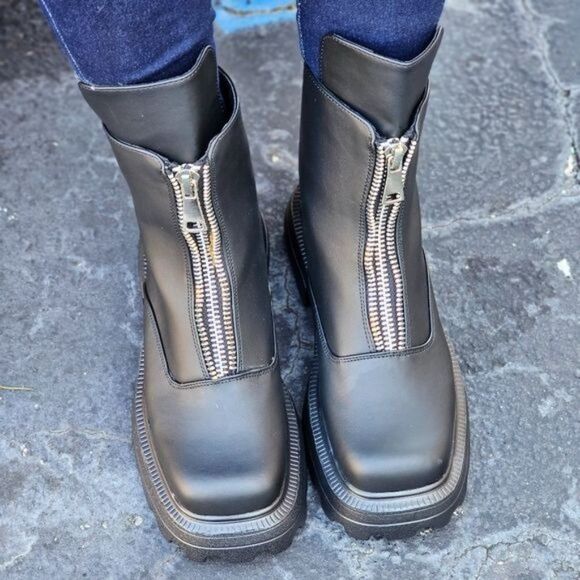 Shoes - Womens Platform Combat Ankle Boots Black Color